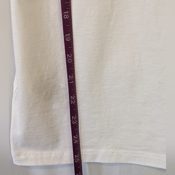 Banana Republic Sigma Phi Epsilon MOM White V-neck T-shirt, Small, NWT - Picture 6 of 10